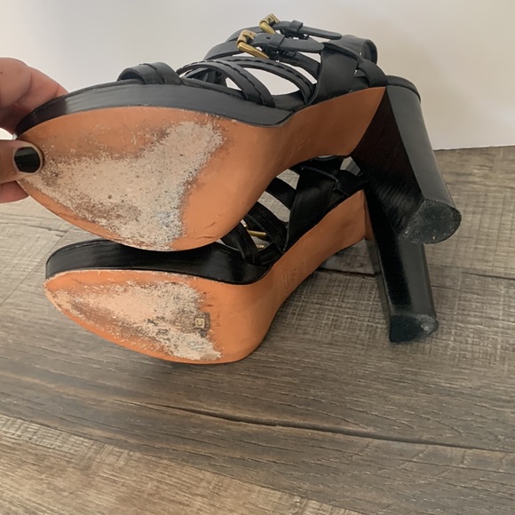 Coach black leather heeled sandals size 9.5 - Picture 6 of 9
